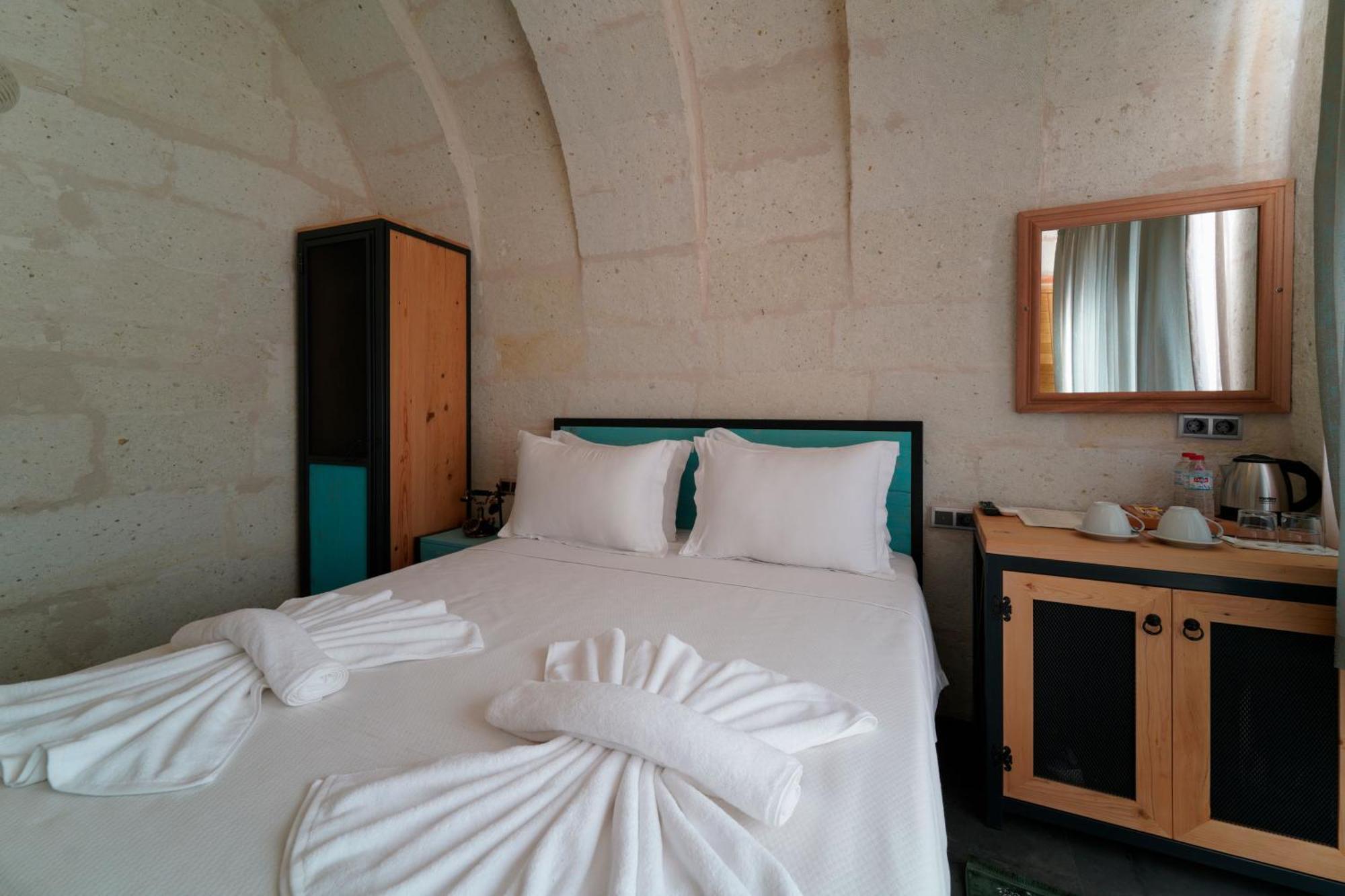 The Niche Cave Hotel เกอเรเม ภายนอก รูปภาพ